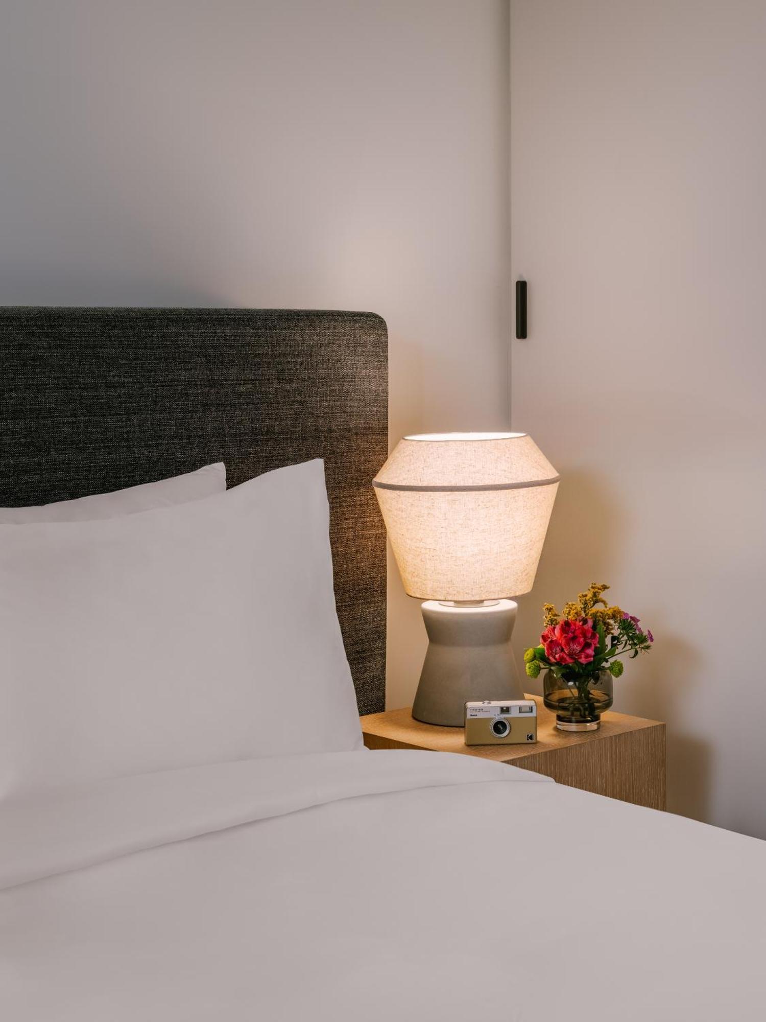 Sonder By Marriott Bonvoy Apollon Apartments Old Montreal Ruang foto