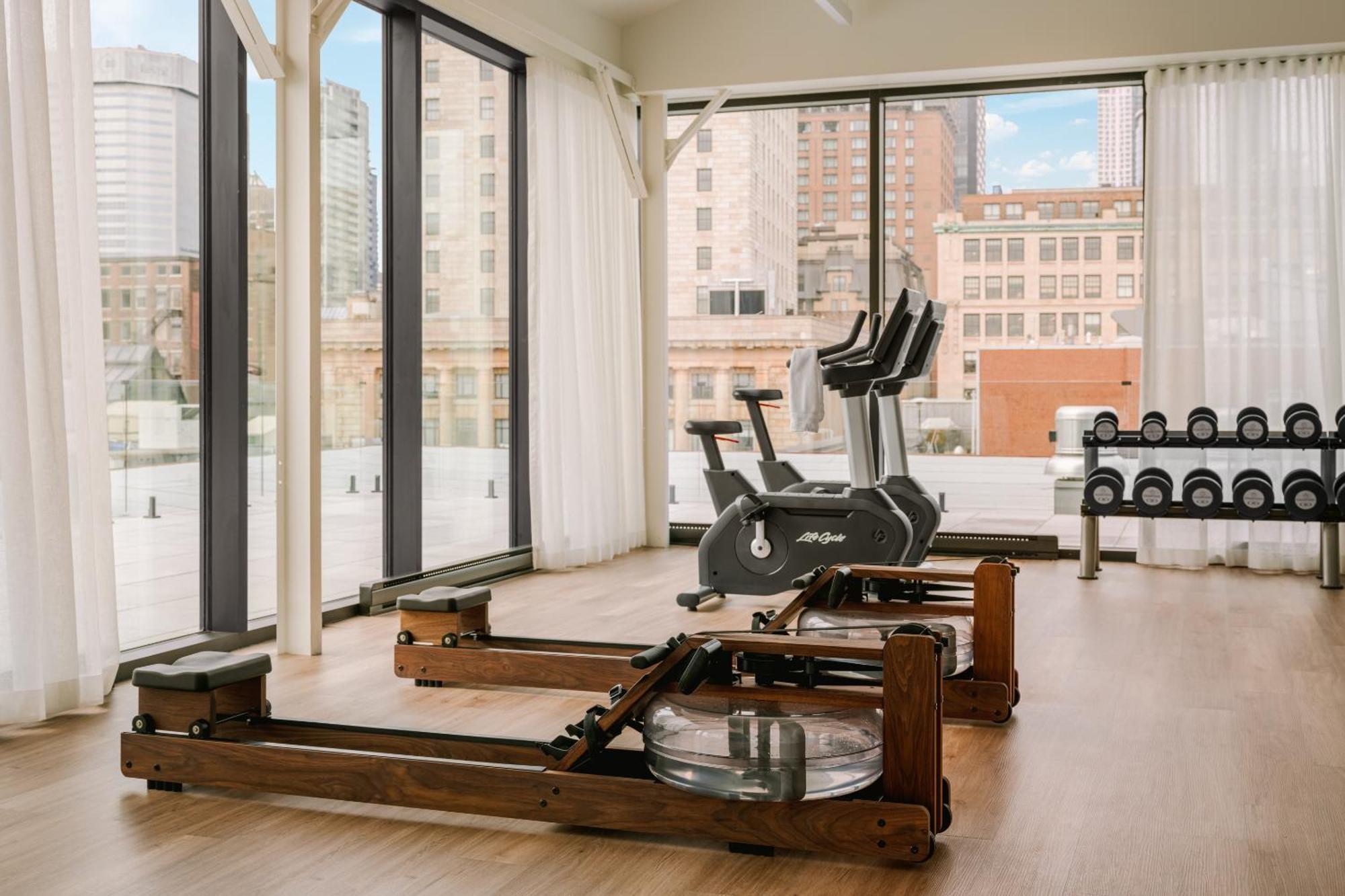 Sonder By Marriott Bonvoy Apollon Apartments Old Montreal Bagian luar foto