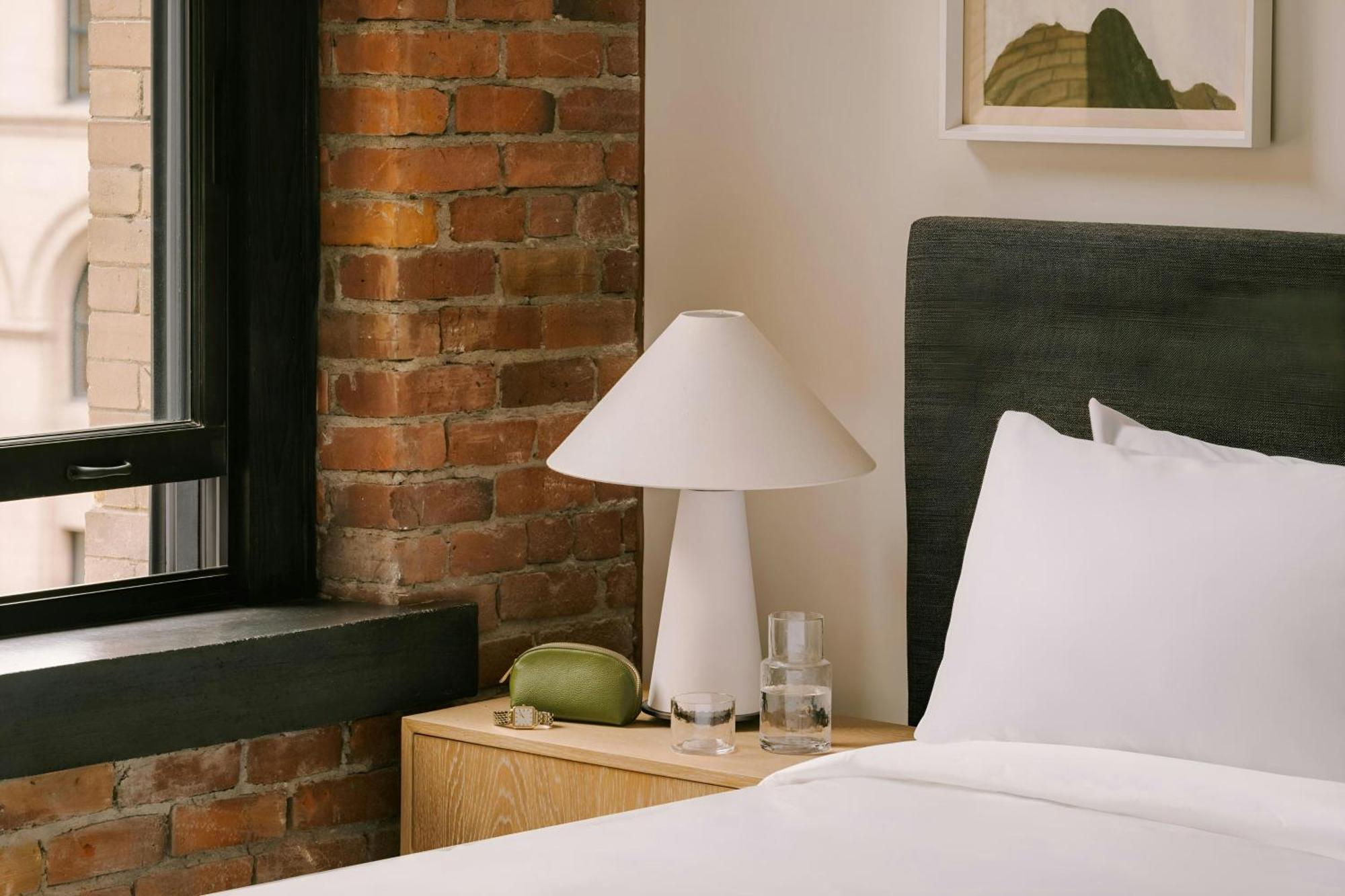 Sonder By Marriott Bonvoy Apollon Apartments Old Montreal Bagian luar foto
